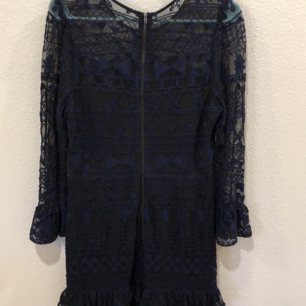 PARKER shift dress with sheer lace neckline and sleeves.  Dark blue and black. L - Picture 6 of 9